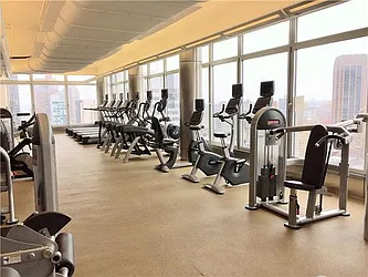 Rented by R New York