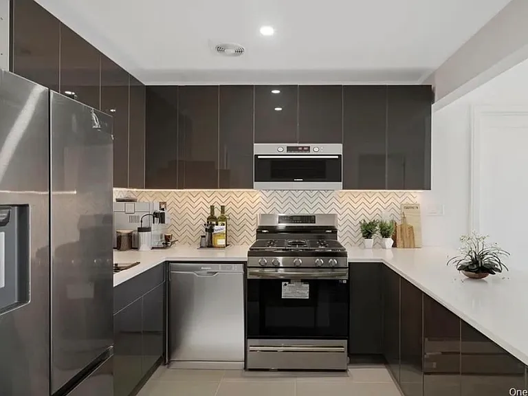 88-11 179th Pl #7B — Photo 2