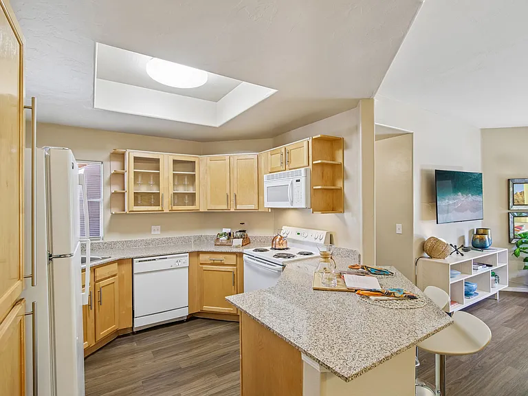 Golf Villas Apartments — Photo 5
