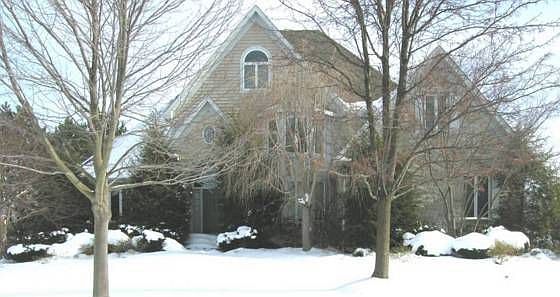 1st image of 245 Camden Ln