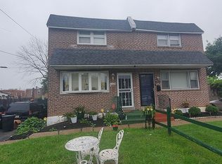2515 Sandeland St, Chester, PA 19013