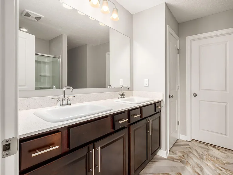 6823 Dulles Dr — Photo 41