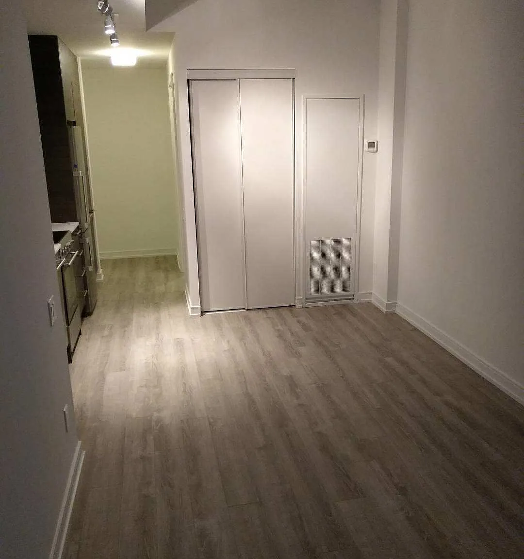 Studio, $2,100 — Photo 2