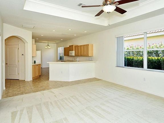 5th image of 3760 Cadbury Cir