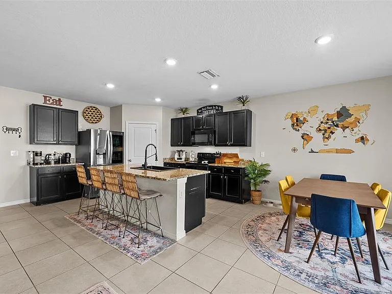 2908 Storybrook Preserve Dr — Photo 2