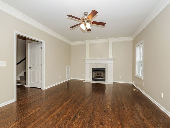 4th image of 2515 Patricia Cir