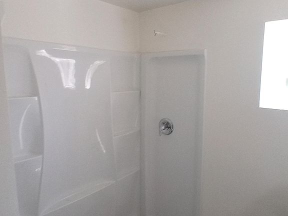 4th image of 106 Peyri Dr