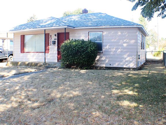 3rd image of 2711 E Heroy Ave