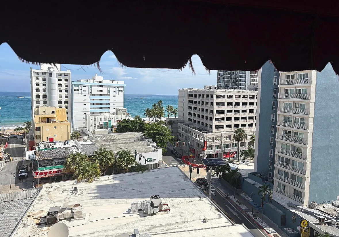 1 bed, 600 sqft, $2,500 — Photo 3