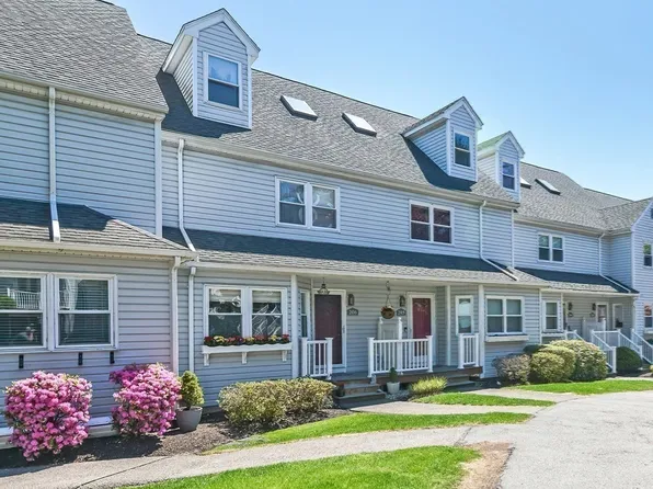 109 Salem St APT 205, Revere, MA 02151