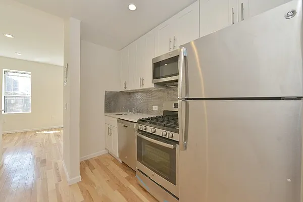 Rented by Camelot Realty Group | media 10