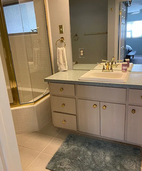 Master bath