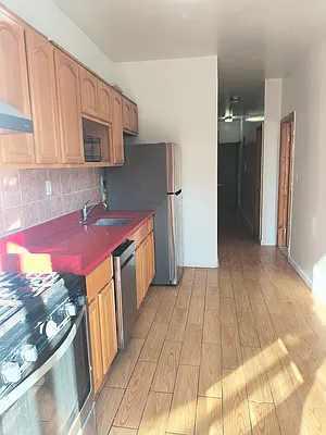 Rented by Dyer Estate Mgmt | media 19