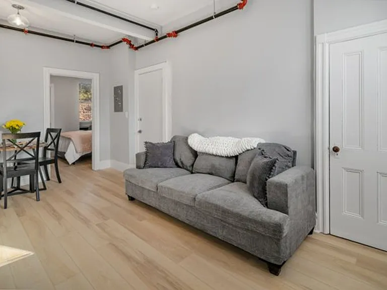 Quarry St. Apartments — Photo 60