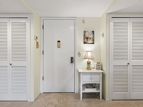 5th image of 3412 Oak Ridge Rd APT 317