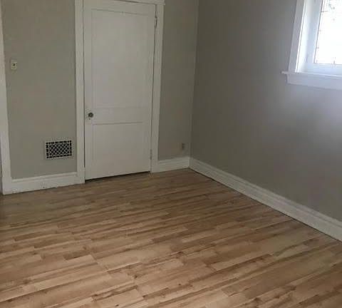 2nd image of 5011 Elenore Ave