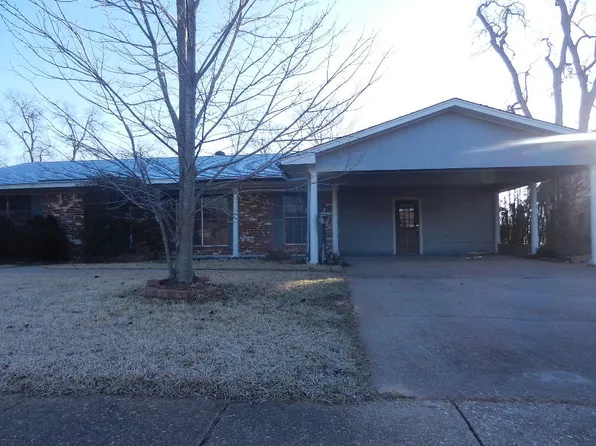 2016 Bey St, Bossier City, LA 71112