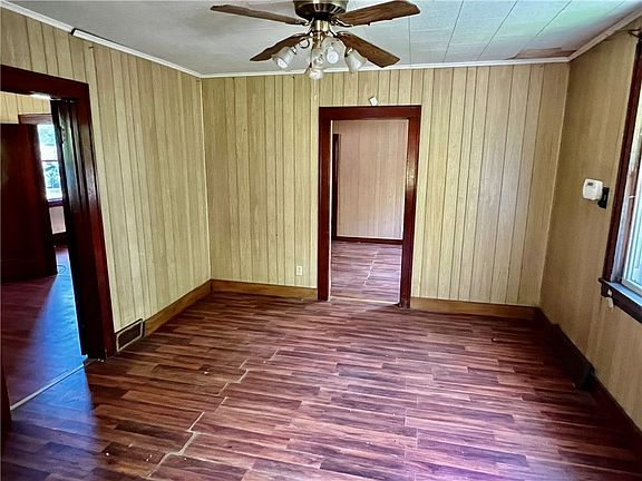 2nd image of 316 Newtown Ave
