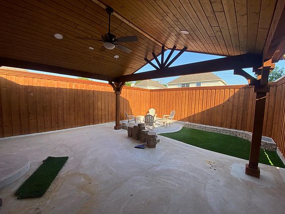 2nd image of 853 Chaparral Dr