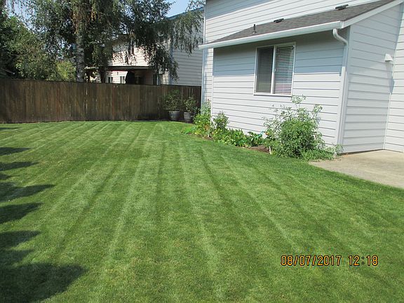 3rd image of 17019 NE 31st Way