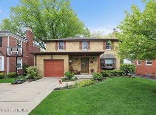 299 S Chandler Ave, Elmhurst, IL 60126