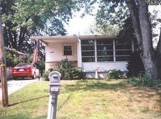 1418 Central Ave, Barberton, OH 44203