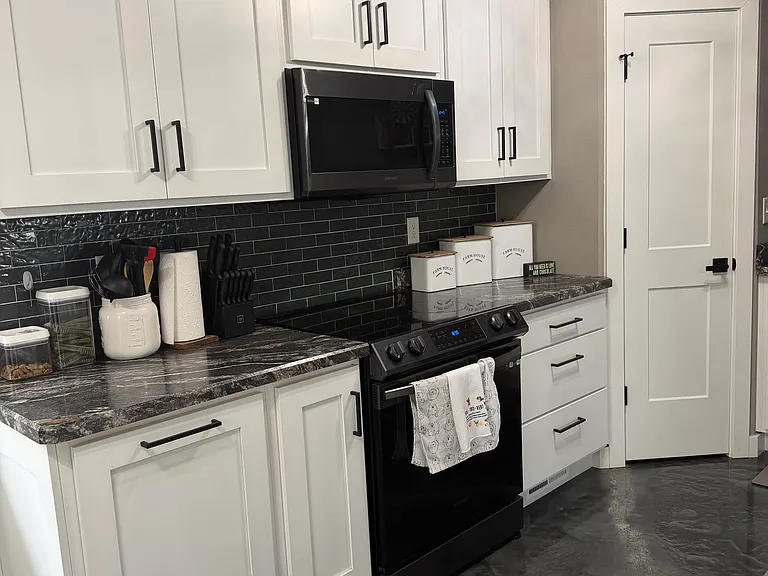4424 Benton St NE — Photo 7