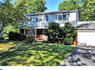 580 Woodhaven Dr, Southampton, PA 18966