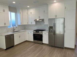 3155 E San Juan Rd #2, Palm Springs, CA 92262