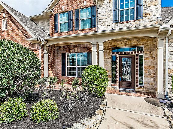 2nd image of 27422 Canyon Reach Dr