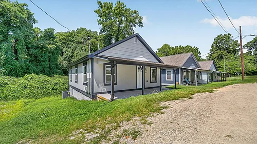 403 Spring Ct Photo 1