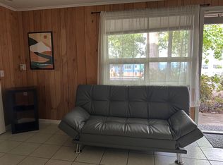 1205 E 29th Pl, Eugene, OR 97403