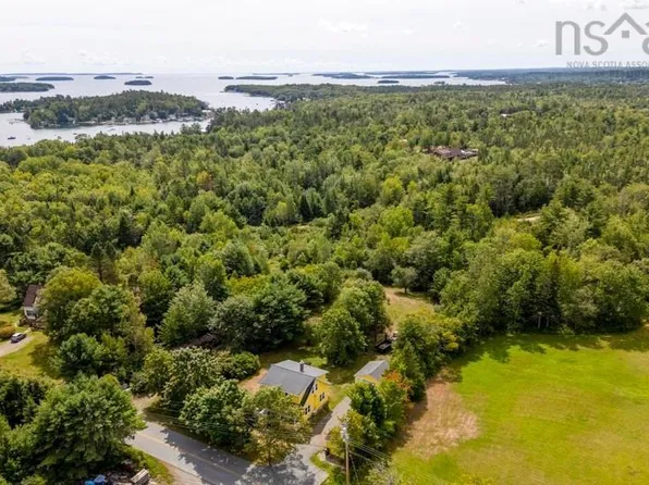 63 Croft Rd, Chester Basin, NS B0J 1K0
