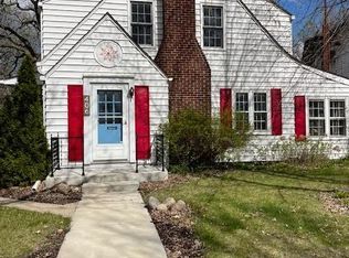 406 Riverside Dr NE, Saint Cloud, MN 56304