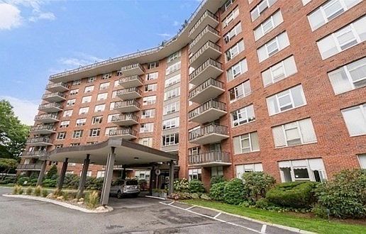 1st image of 280 Boylston St APT 908