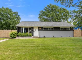 221 Highland Dr, Baraboo, WI 53913