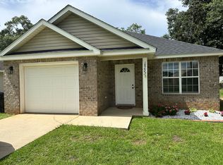 18643 E Hammond St, Robertsdale, AL 36567