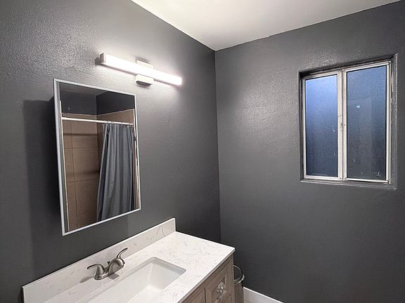 3rd image of 16132 Denley St