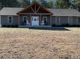 4282 Standing Rock Rd, Jamestown, TN 38556