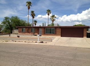 8301 E Rolling Ridge St, Tucson, AZ 85710