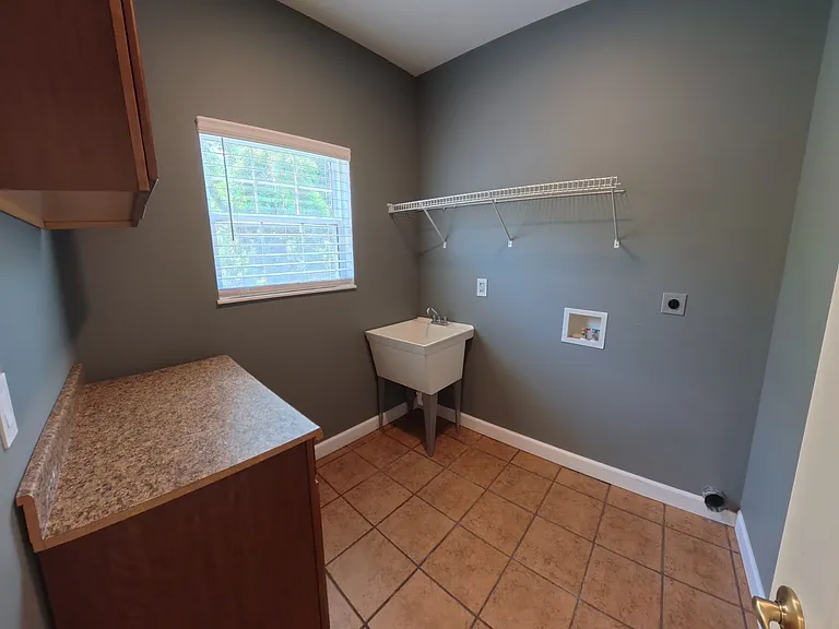 308 Windsor Forrest Rd — Photo 20