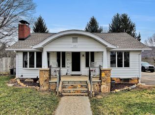 670 Thompson Cove Rd, Clyde, NC 28721