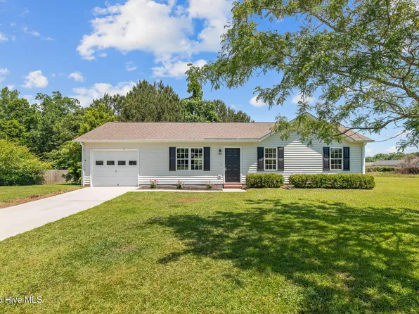 402 Blue Swan Court, Jacksonville, NC 28540