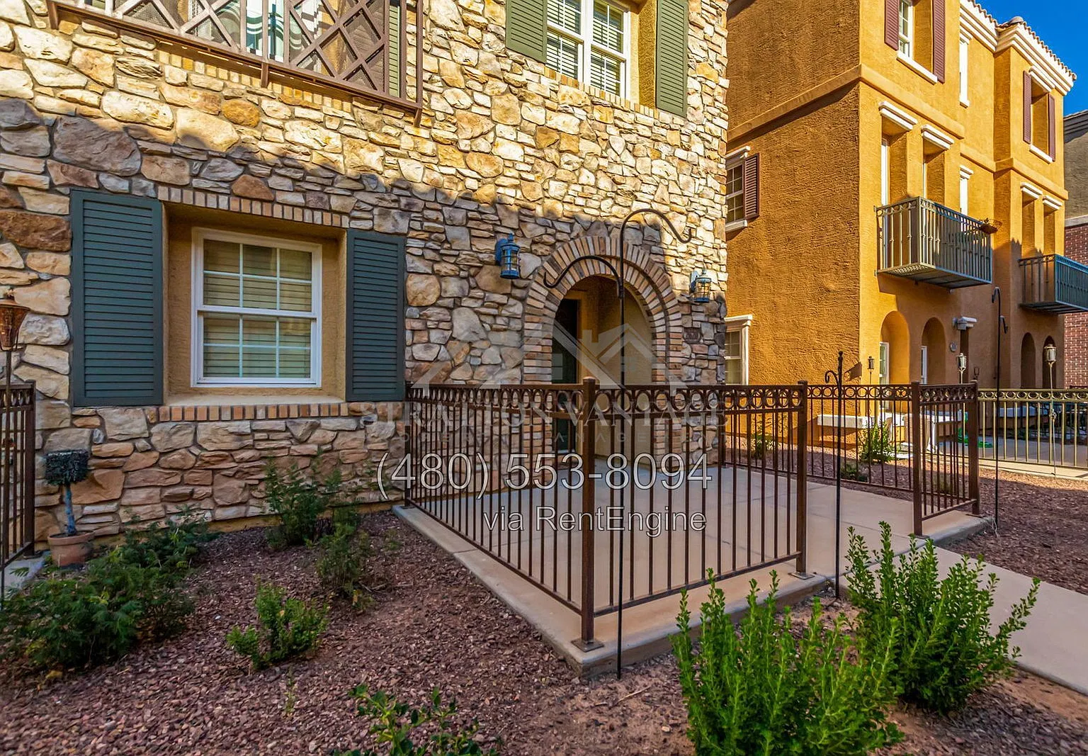3 bed, 2.5 bath, 1625 sqft, $2,300 — Photo 2