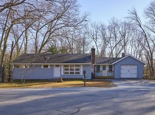 1283 Smyth Rd, Hooksett, NH 03106