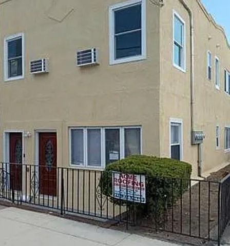 1st image of 3002 Voorhies Ave #2F
