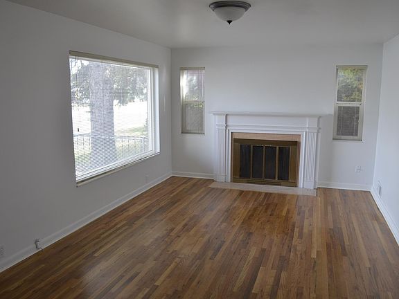 4th image of 292 E Garden Ave