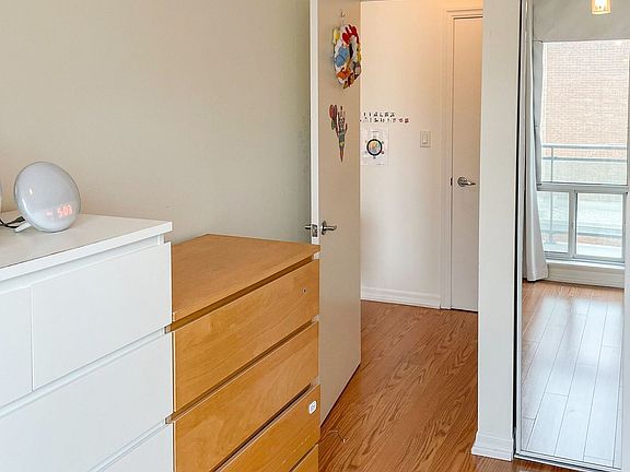 4th image of 300 Bloor St E #2809