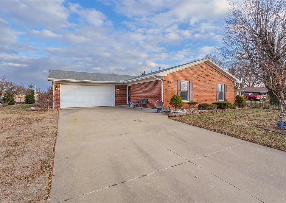 1st image of 2601 Meridian Ct