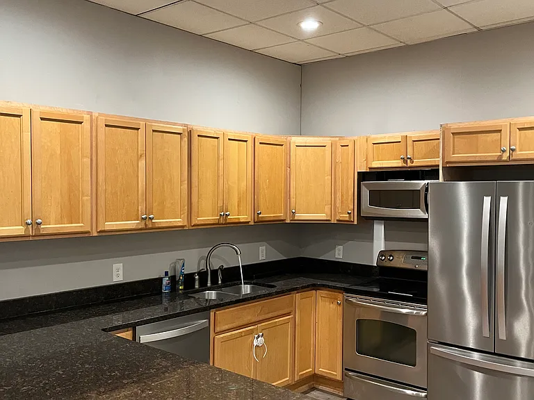 182 S Main St #1C — Photo 1
